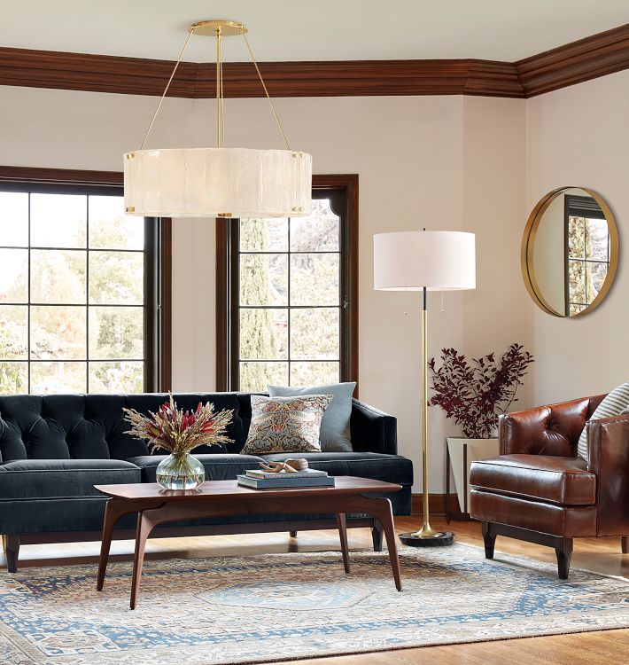 Manor Glass Round Chandelier 32‘’