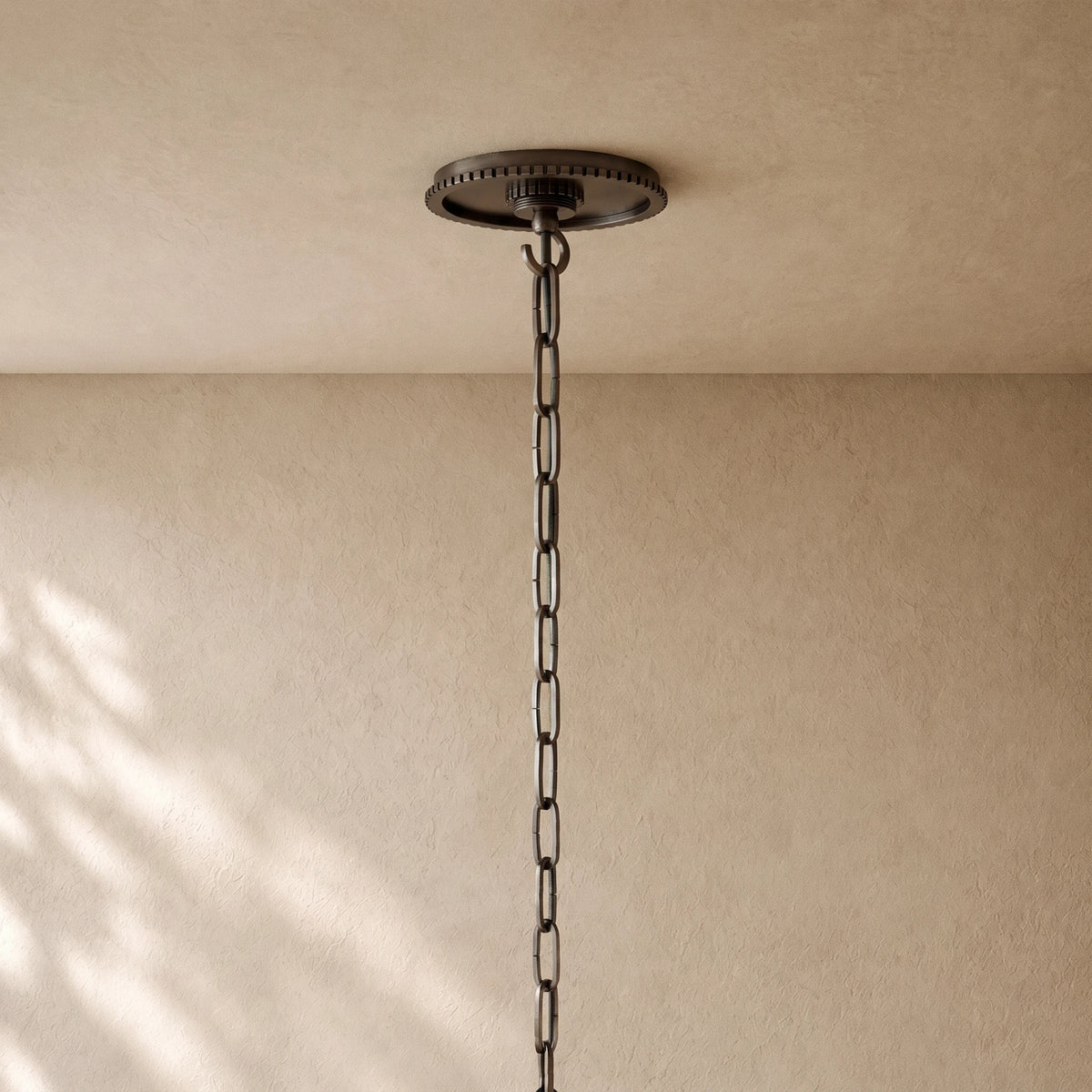 Wescoti Globe Pendant with Chain