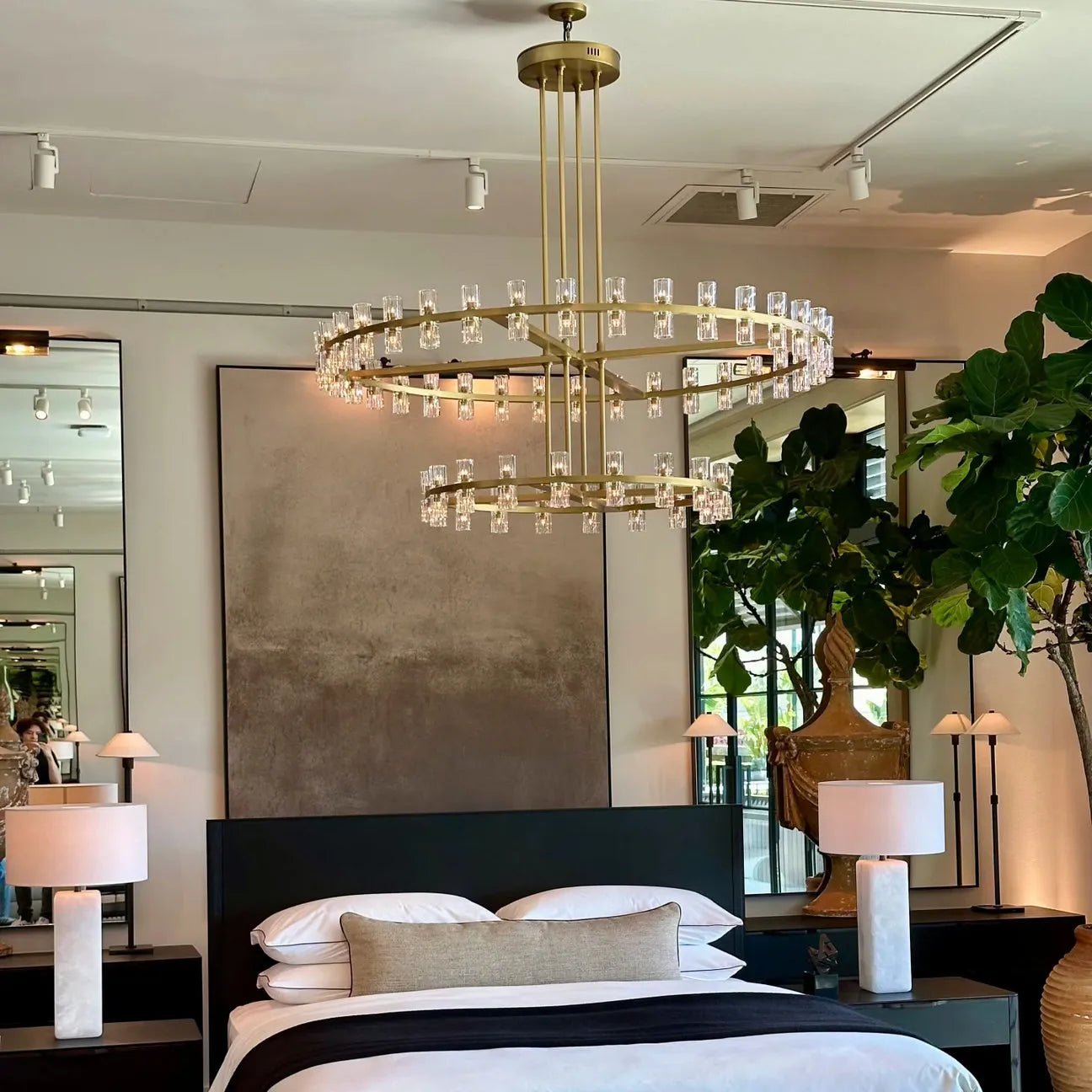Arcachoe Round Two-tierd Wagon Wheel Chandelier - fovolighting