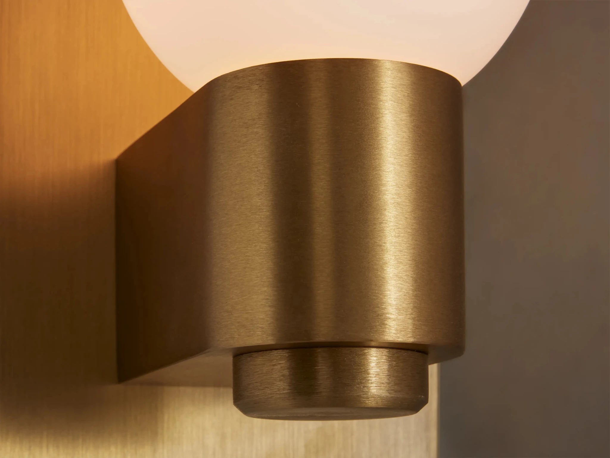Casen Wall Sconce - fovolighting