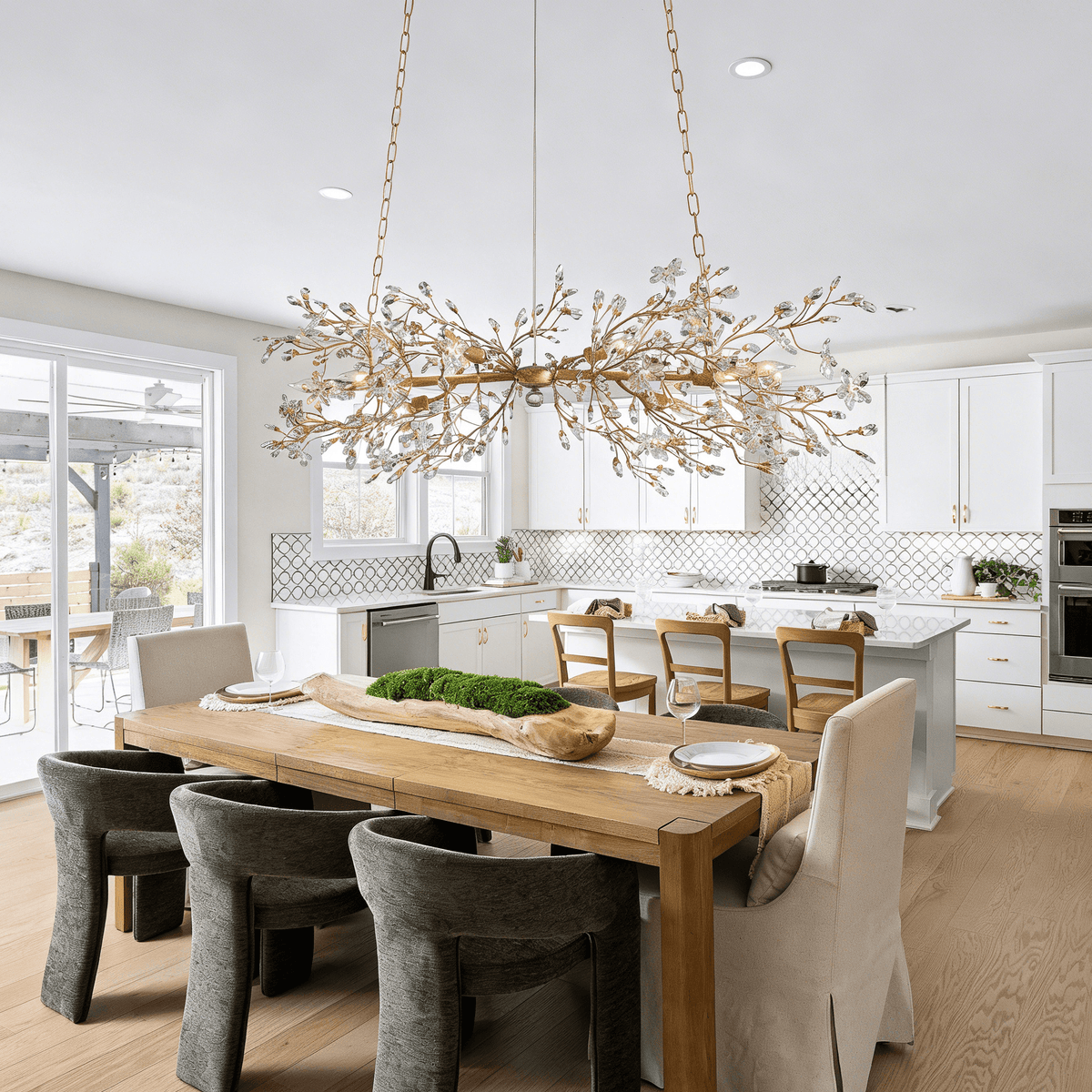 Fiore Linear Chandelier - fovolighting