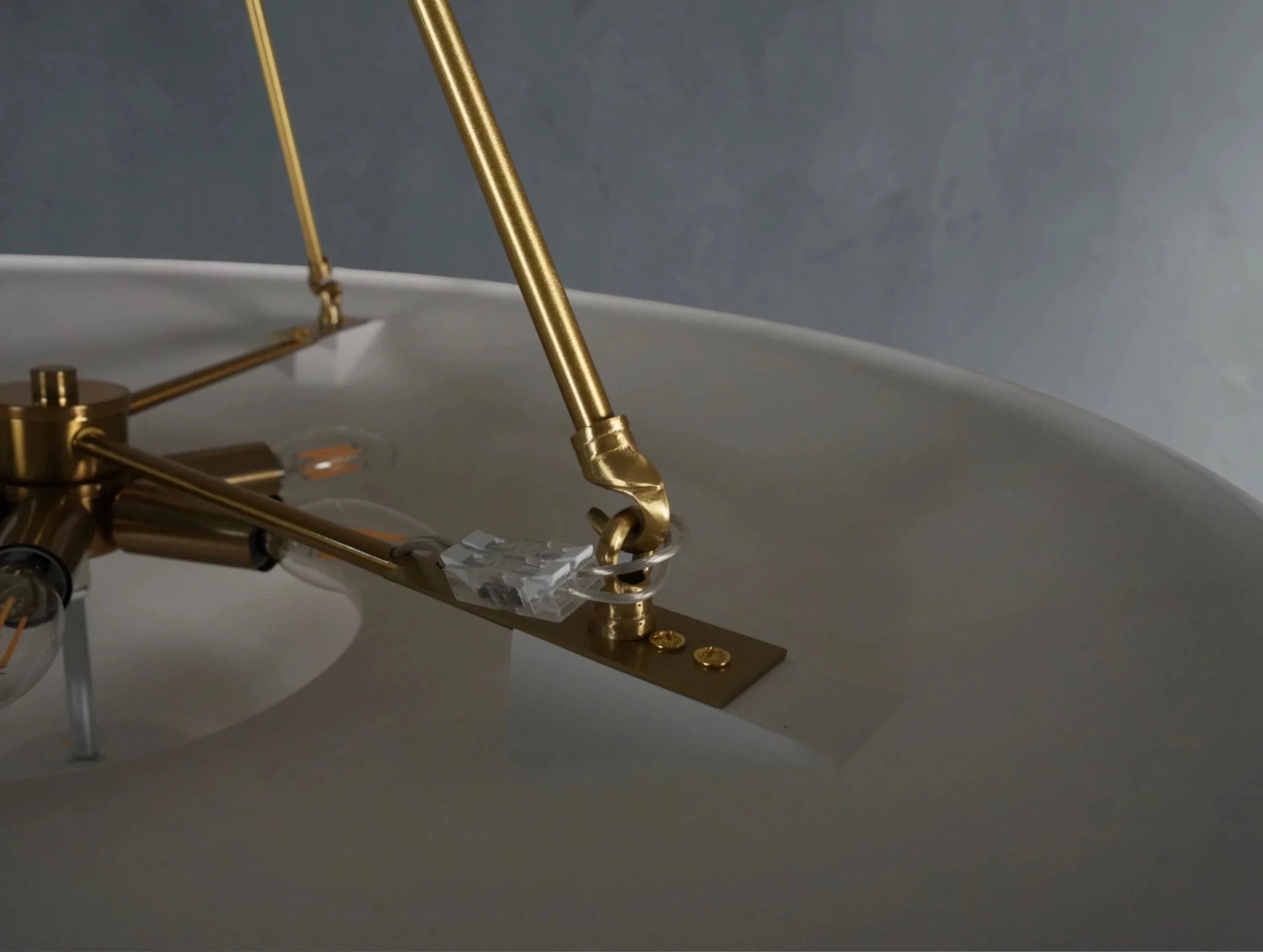 Fioroy Chandelier - fovolighting