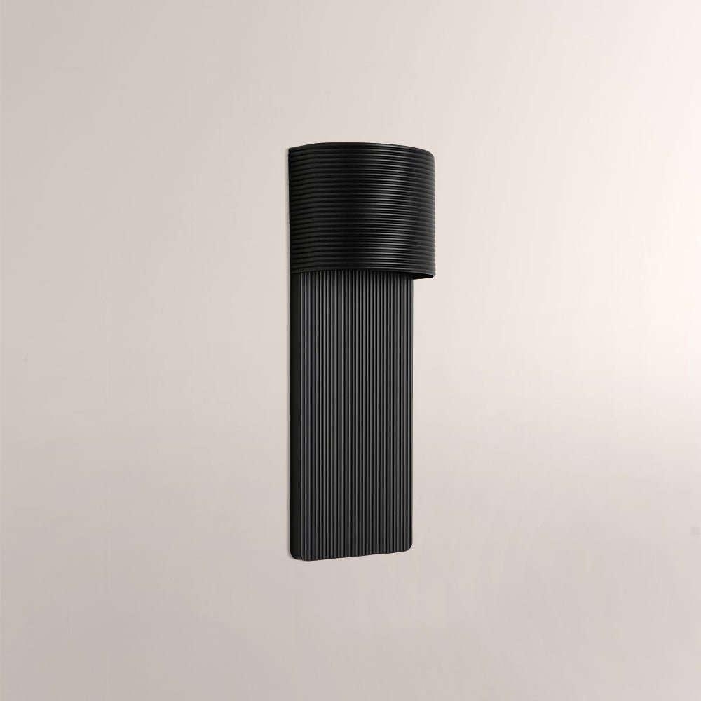 Fultiz Outdoor Wall Sconce - fovolighting