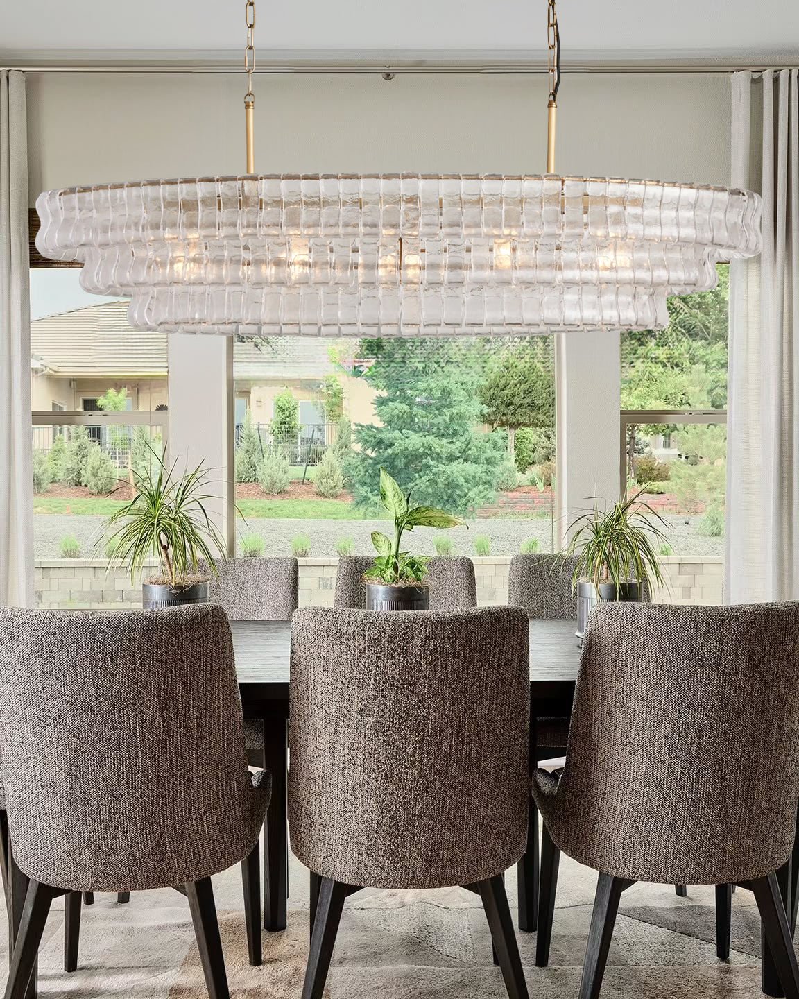 Ghiaccio Oval Chandelier - fovolighting
