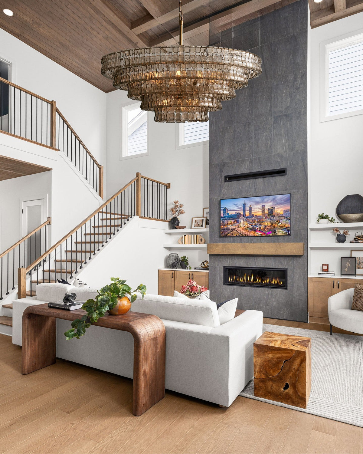 Ghiaccio Round Chandelier - fovolighting