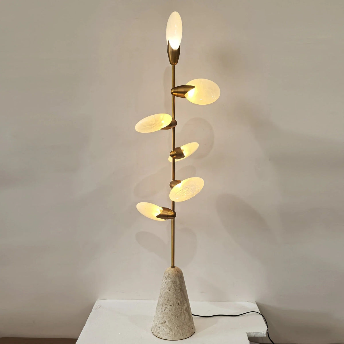 Lyla Floor Lamp - fovolighting