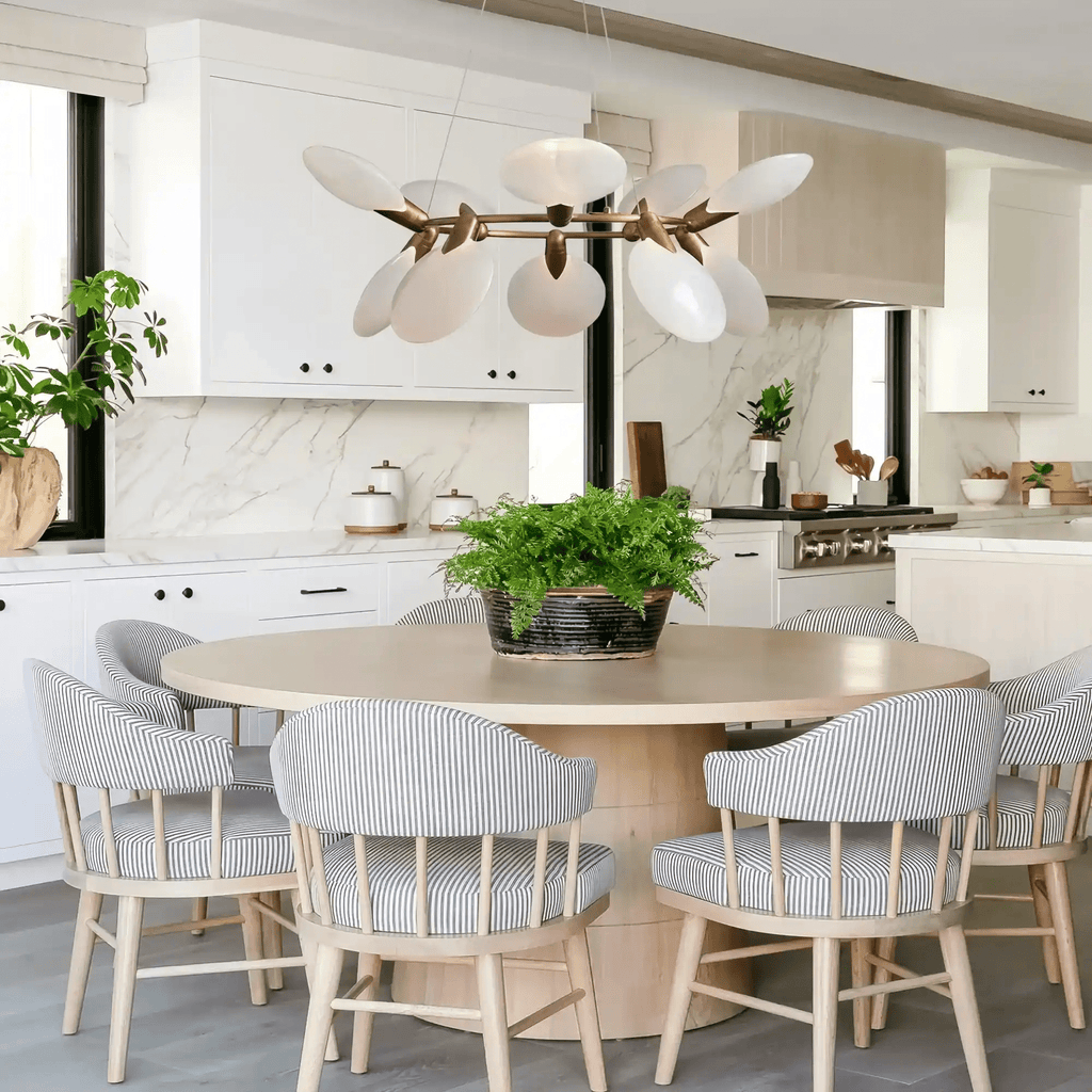 Lyla Halo Chandelier - fovolighting