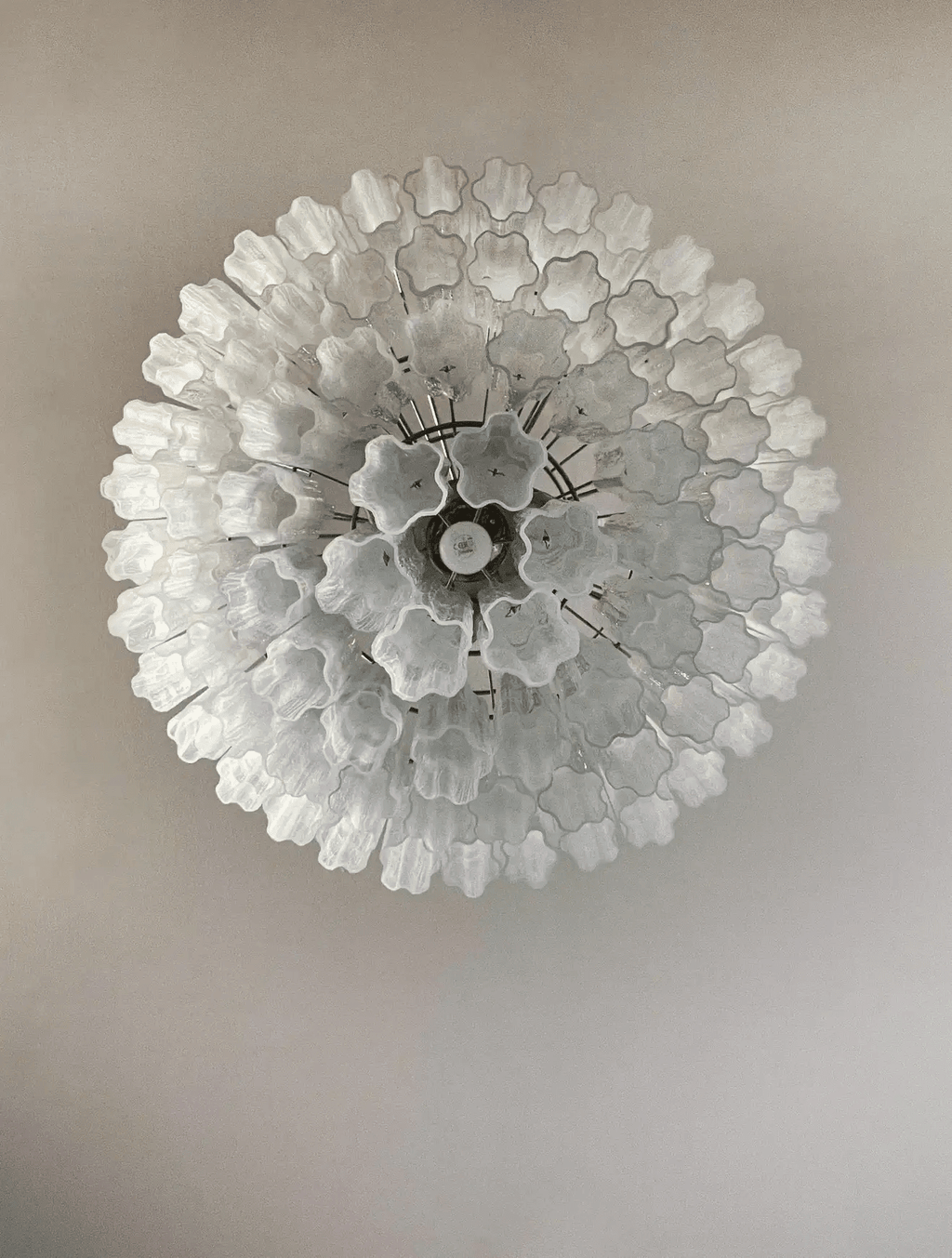 Murano Chandelier – 78 tubes – Alabaster white - fovolighting