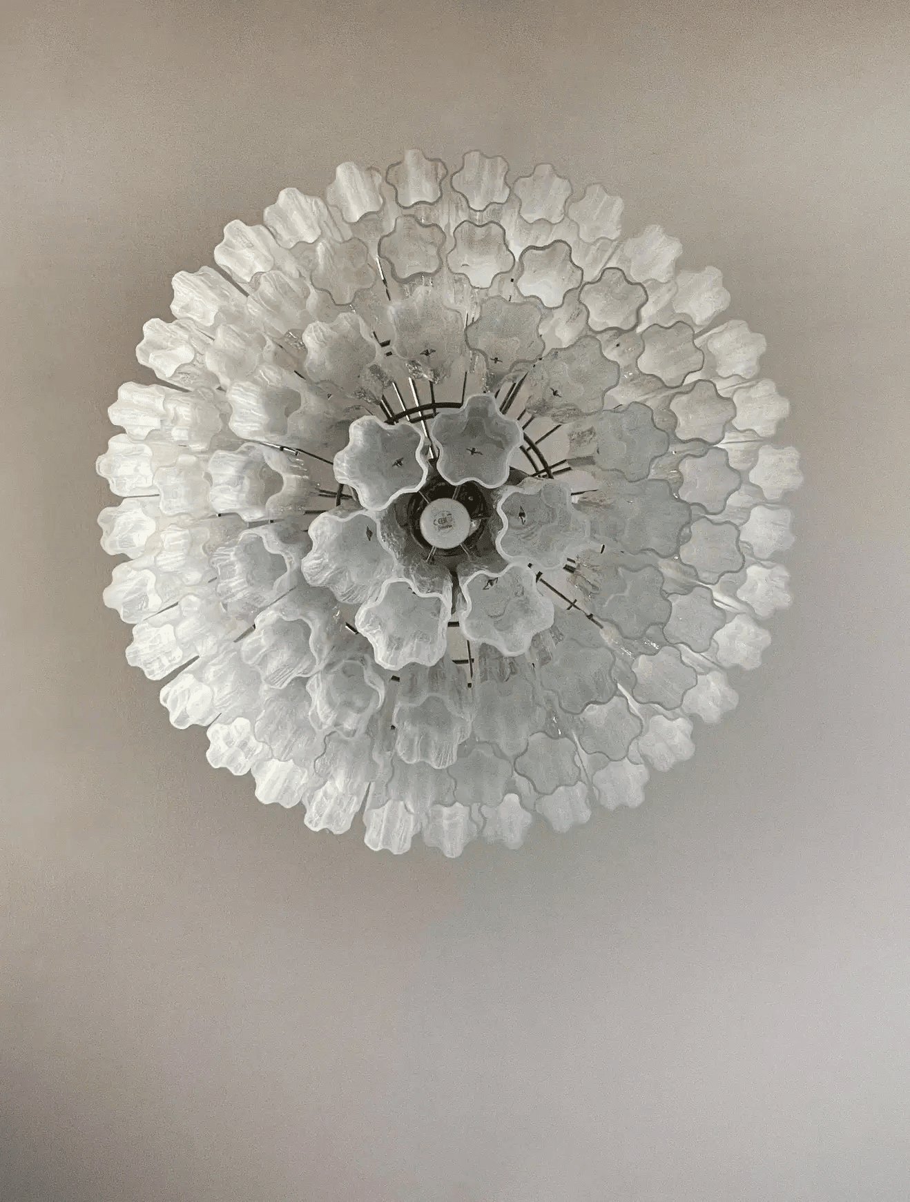 Murano Chandelier – 78 tubes – Alabaster white - fovolighting