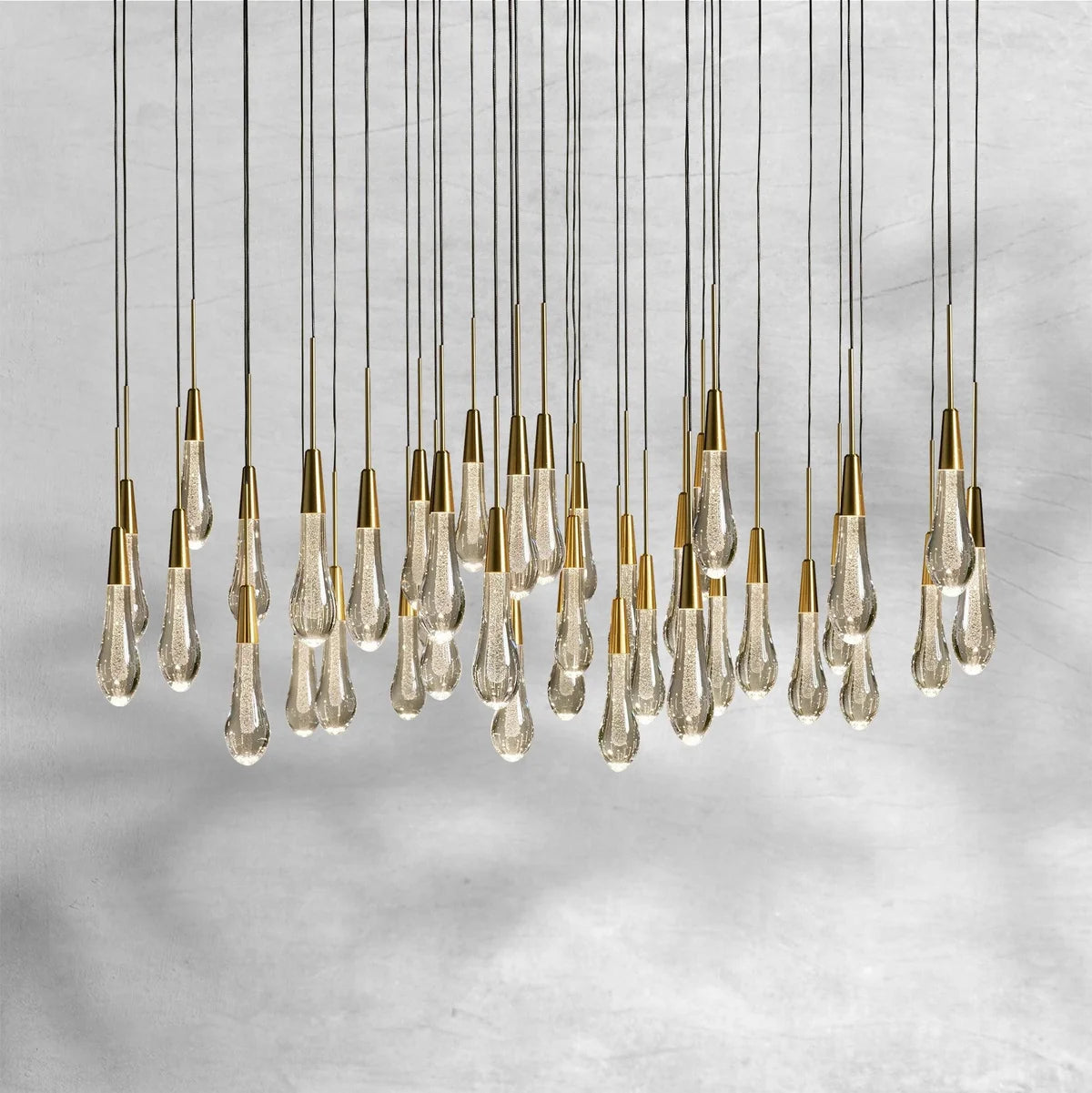 Soltaire Round Chandelier 17" 24" 36“ 58“
