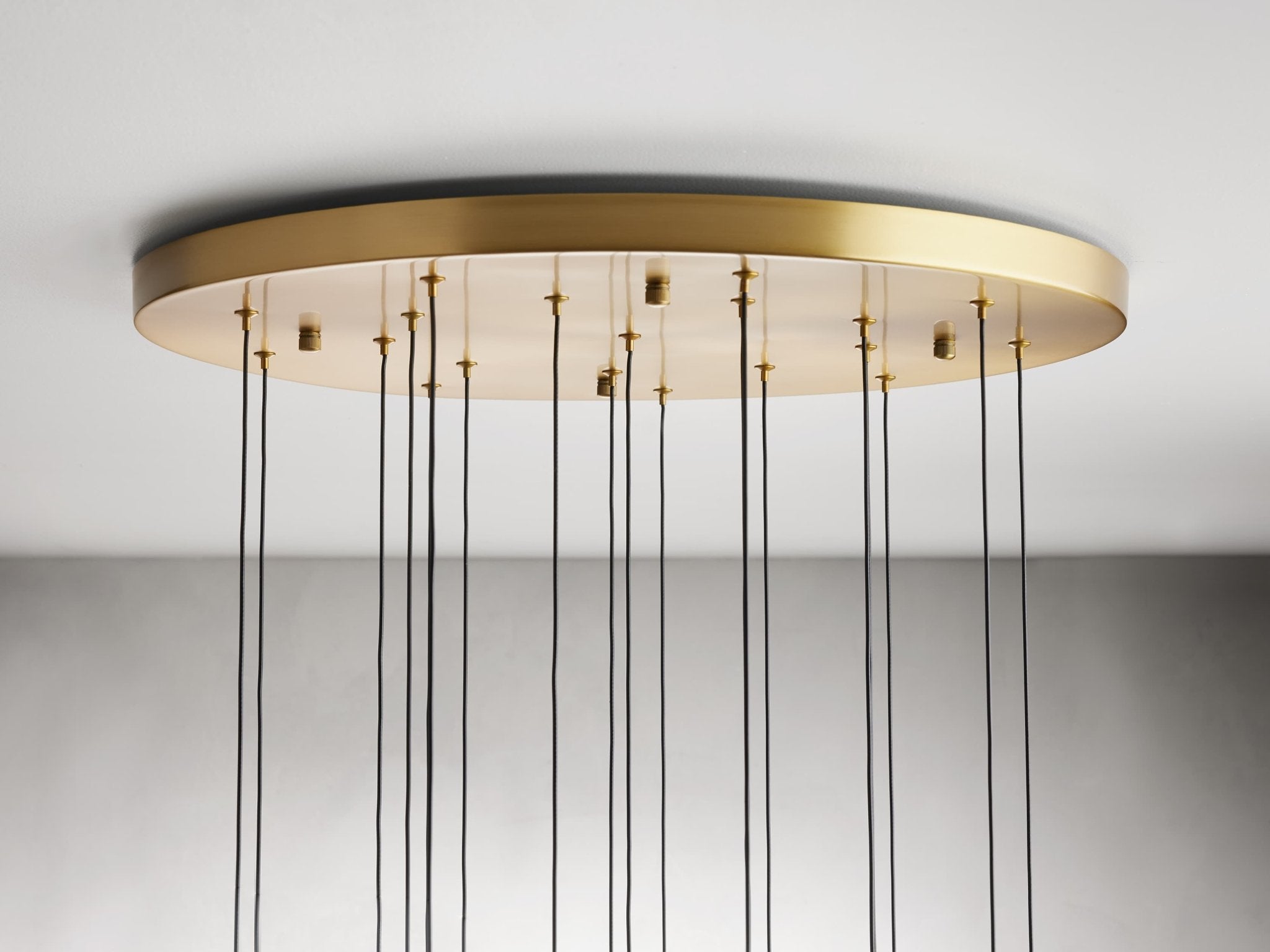 Soltaire Modern 17'' 24'' 36'' 58'' Round Chandelier Lighting - fovolighting