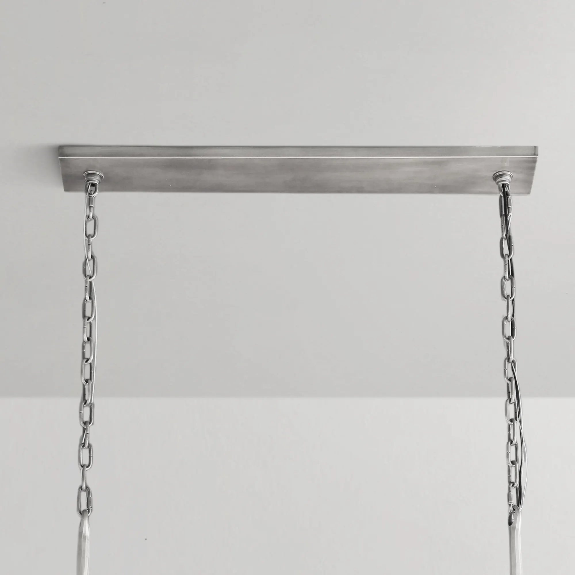 Thadria Linear Chandelier - fovolighting