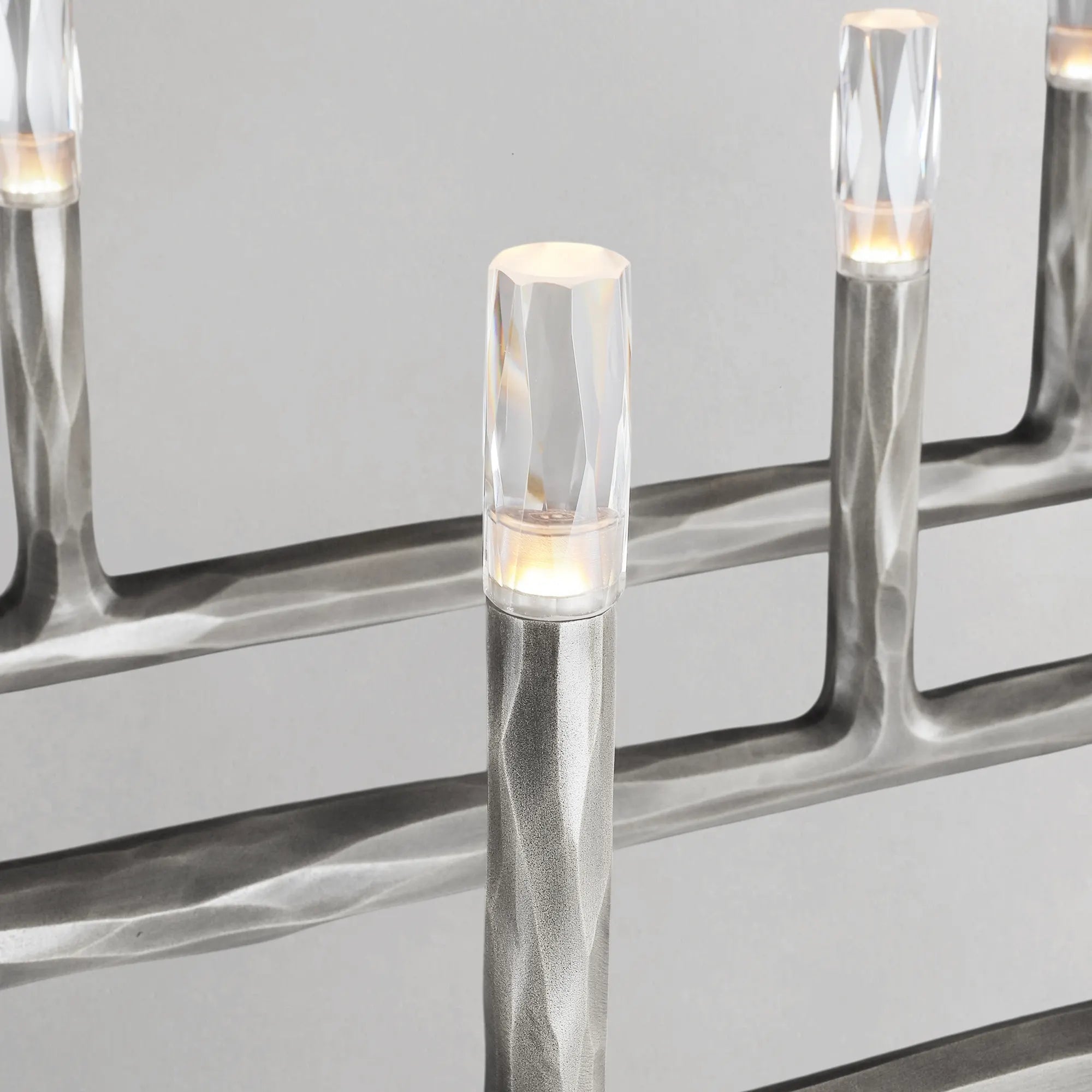 Thadria Linear Chandelier - fovolighting