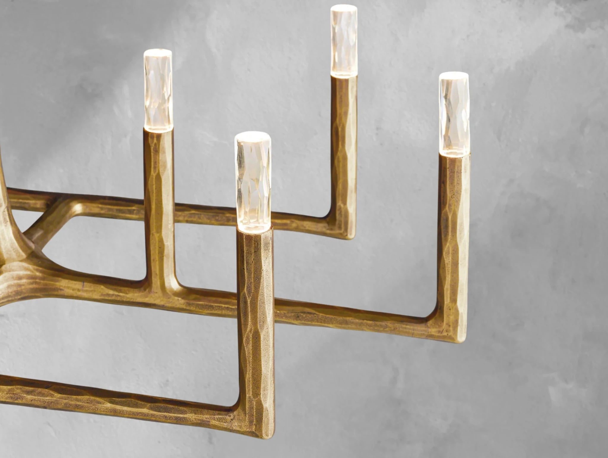 Thadria Linear Chandelier - fovolighting