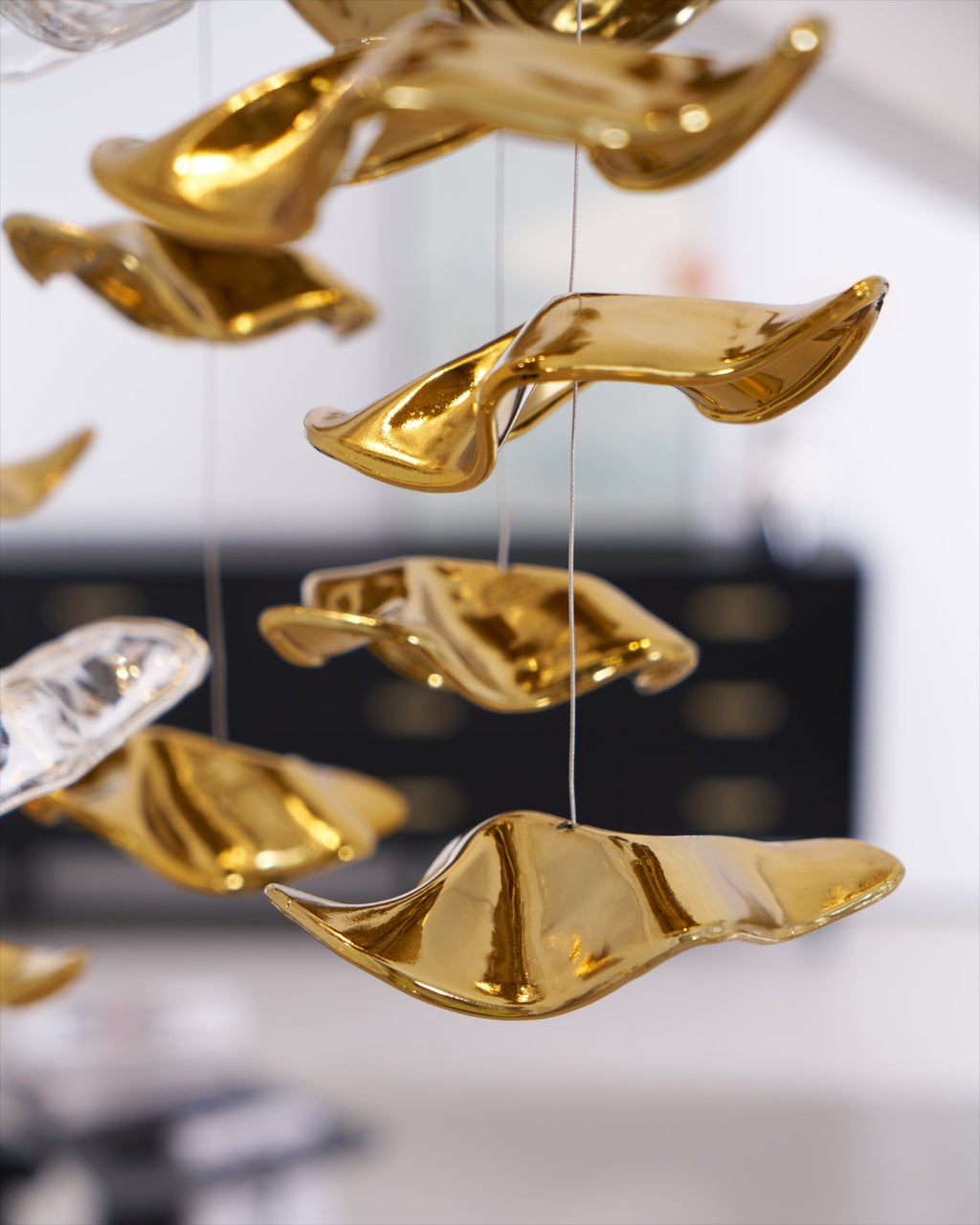 Veloria Fluid Chandelier - fovolighting