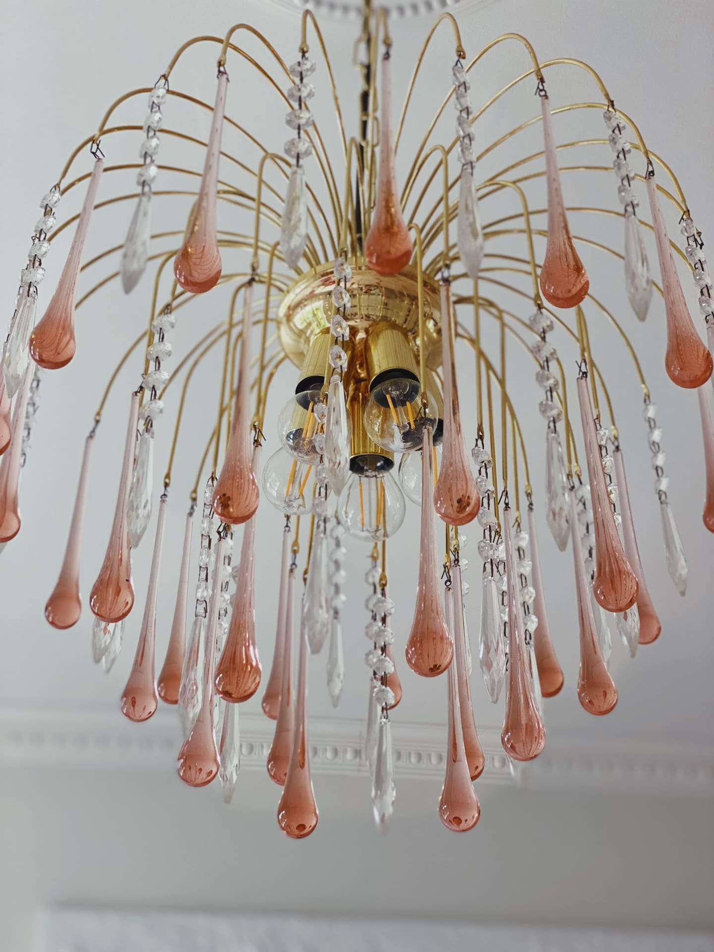 Vintage – Murano Teardrops Chandelier – 70s – Pink prisms - fovolighting