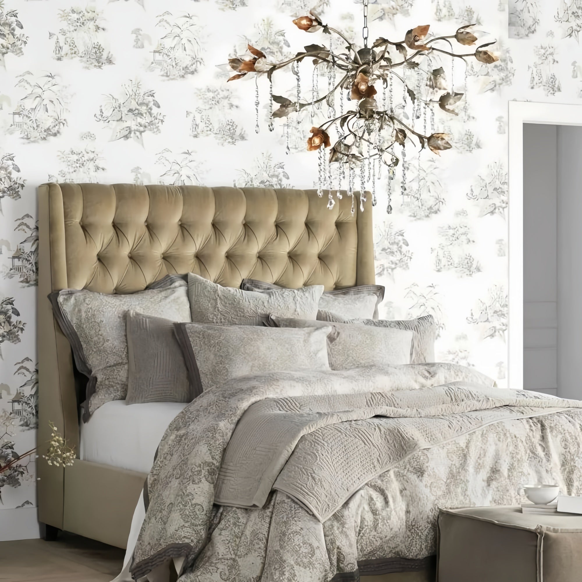 Viticcia Round Chandelier - fovolighting